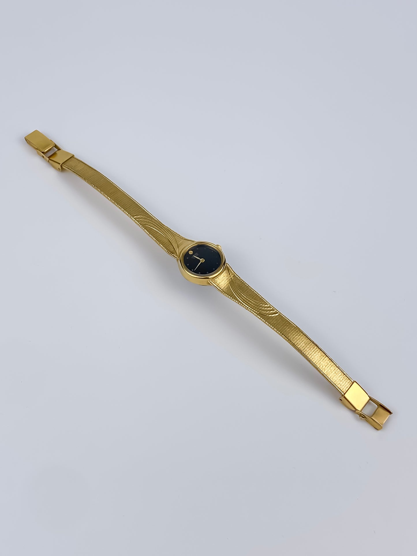 Citizen Vintage Watch Gold Plated Wave Guilloché Bracelet