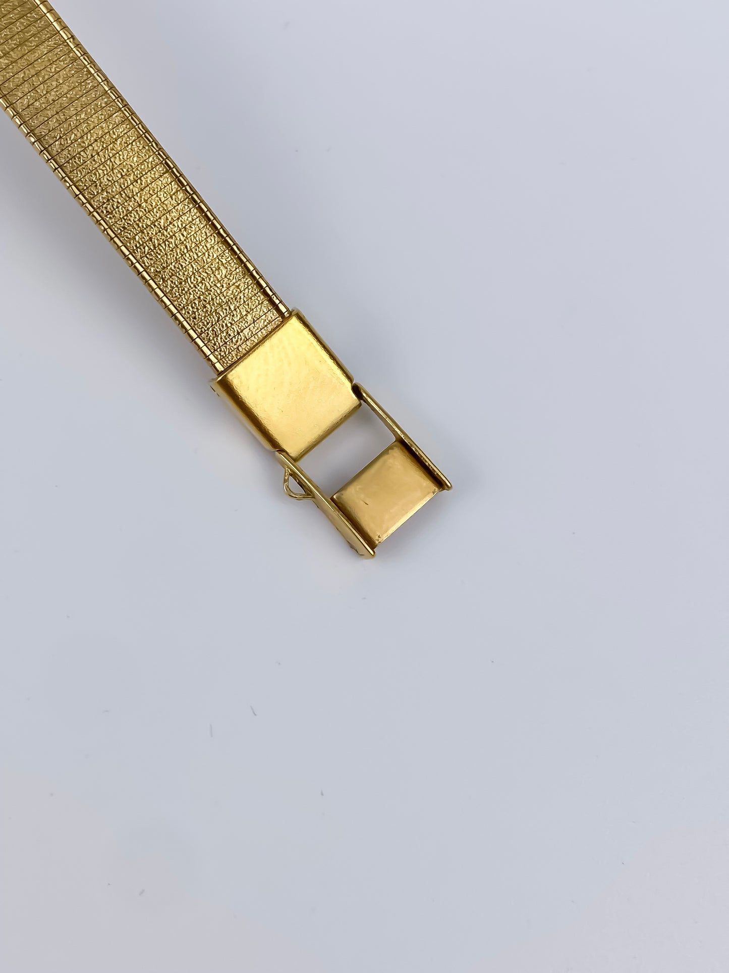 Citizen Vintage Watch Gold Plated Wave Guilloché Bracelet